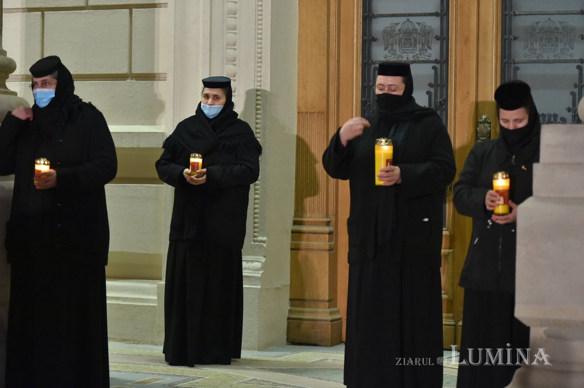 Sfânta Liturghie pascală la Patriarhie 169901
