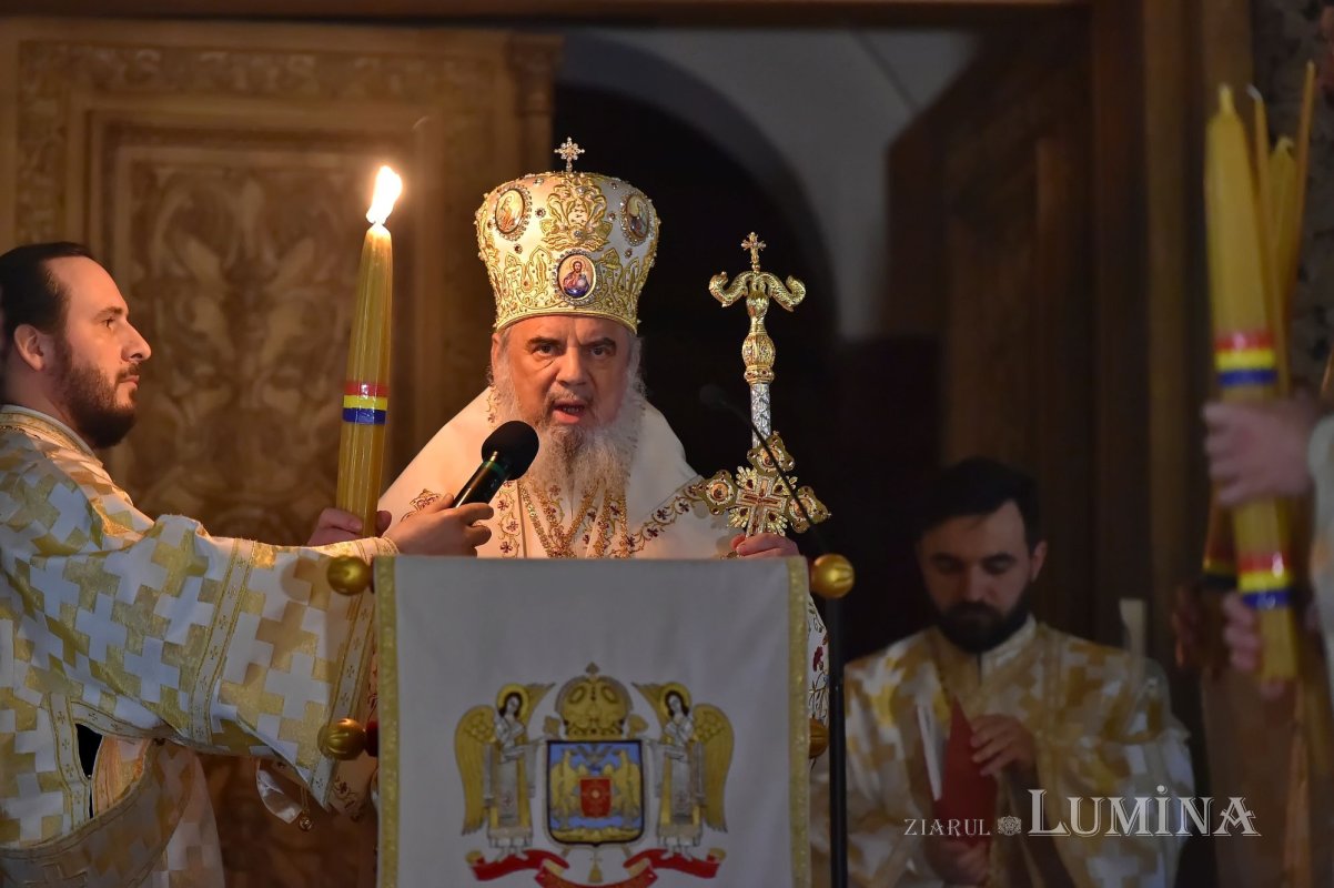 Slujba Învierii Domnului pe Colina Bucuriei 169911