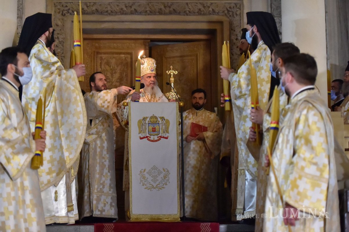 Slujba Învierii Domnului pe Colina Bucuriei 169912