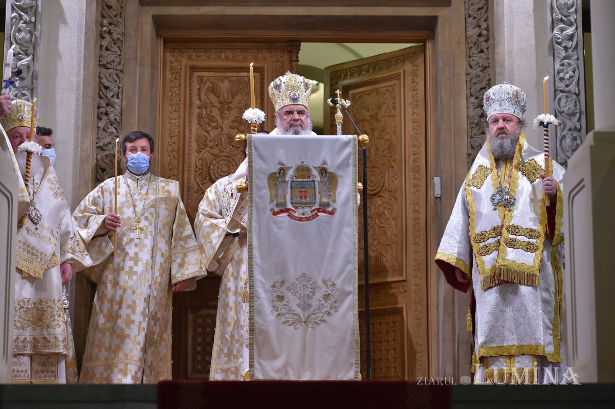 Slujba Învierii Domnului pe Colina Bucuriei 169915