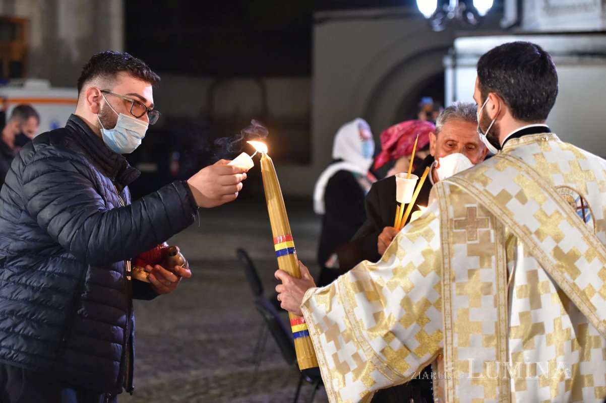 Slujba Învierii Domnului pe Colina Bucuriei 169919