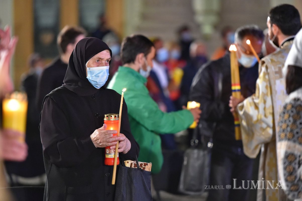 Slujba Învierii Domnului pe Colina Bucuriei 169921