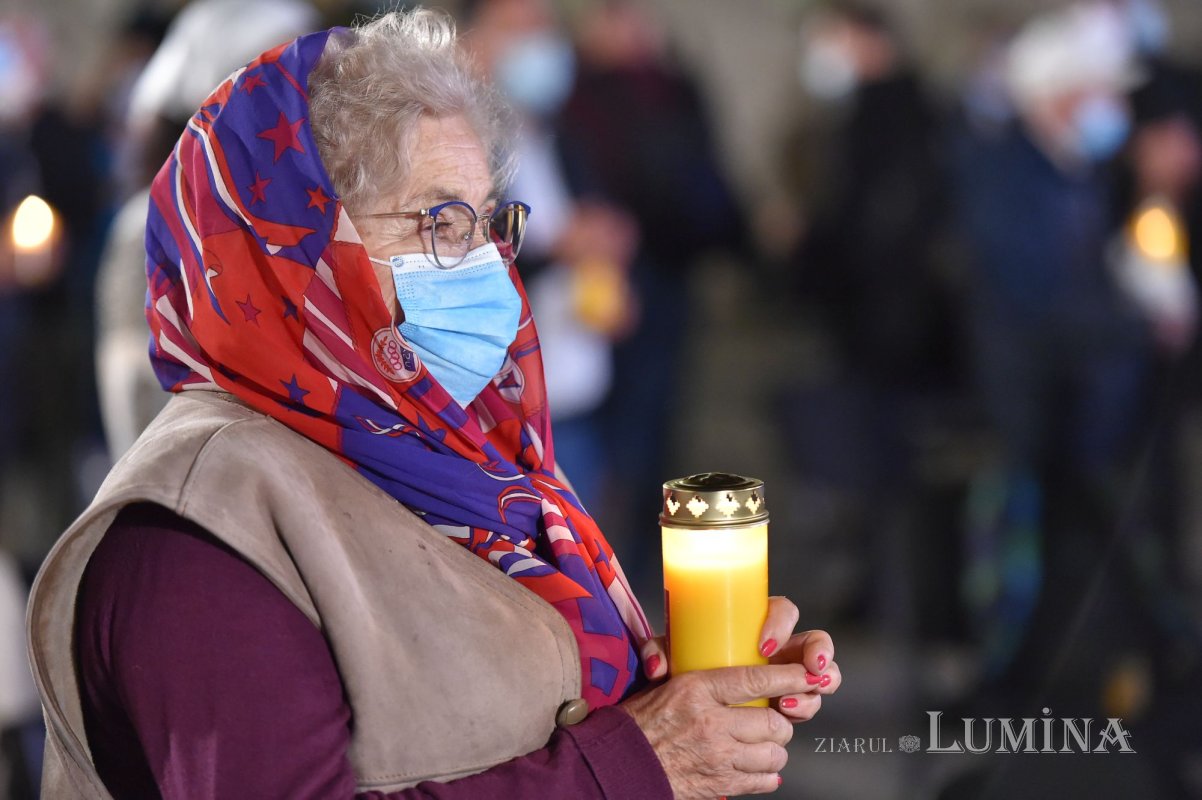 Slujba Învierii Domnului pe Colina Bucuriei 169922