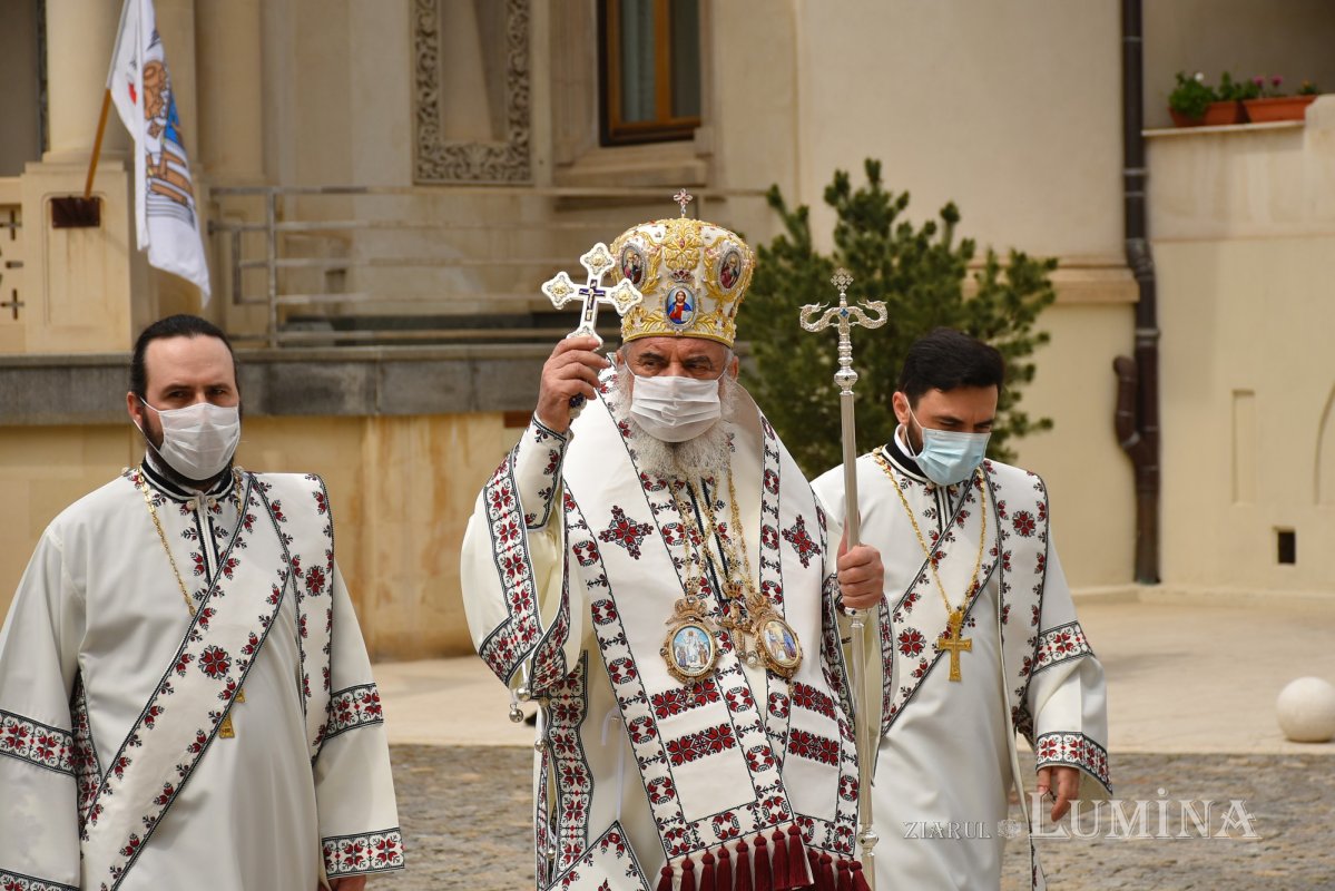 Vecernia misionară din prima zi de Paști la Catedrala Patriarhală 169934