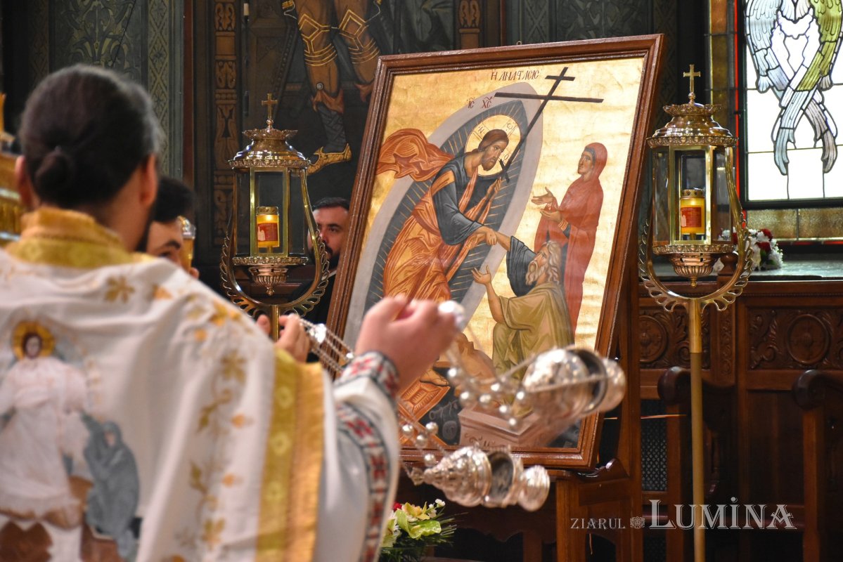 Vecernia misionară din prima zi de Paști la Catedrala Patriarhală 169939