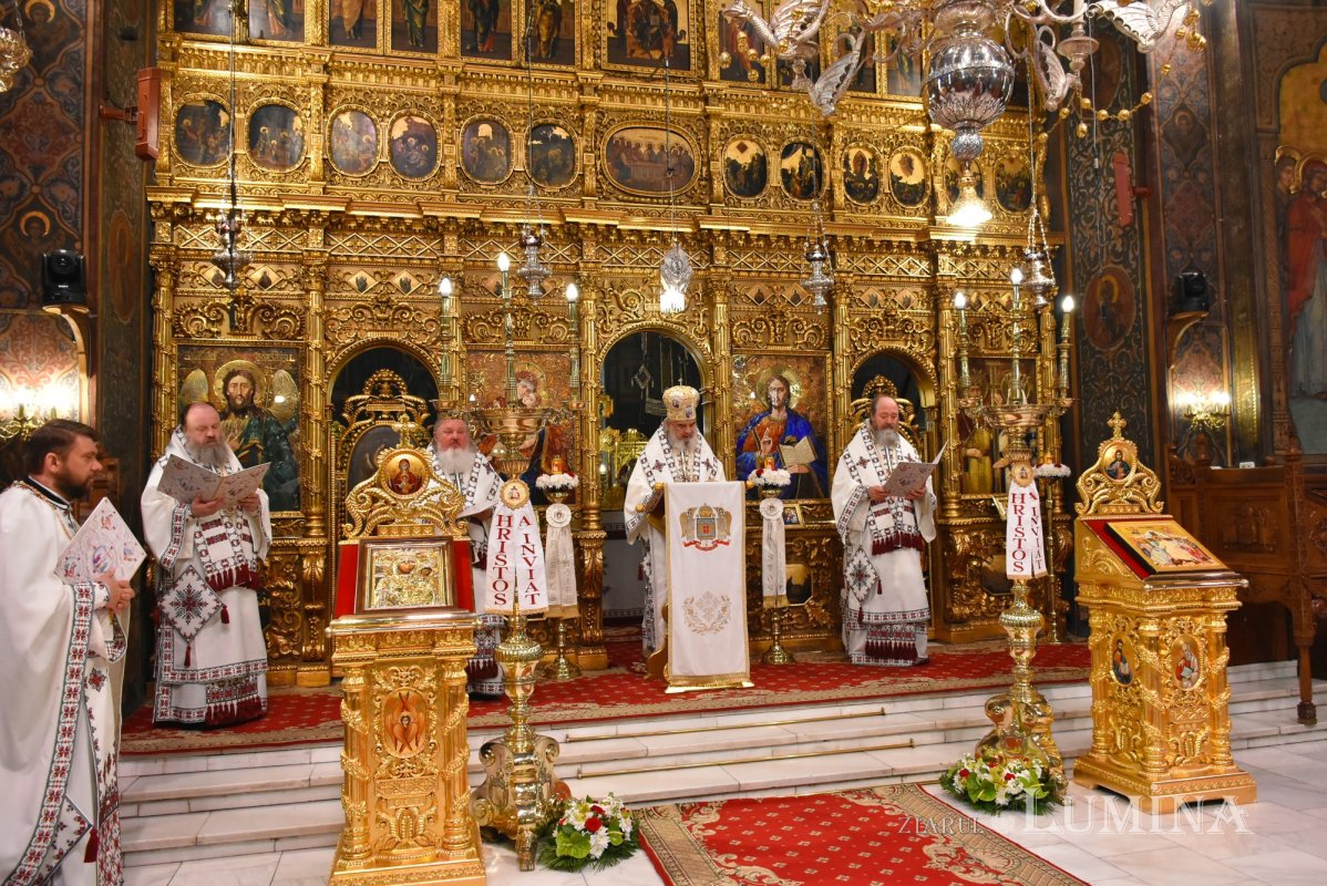 Vecernia misionară din prima zi de Paști la Catedrala Patriarhală 169957