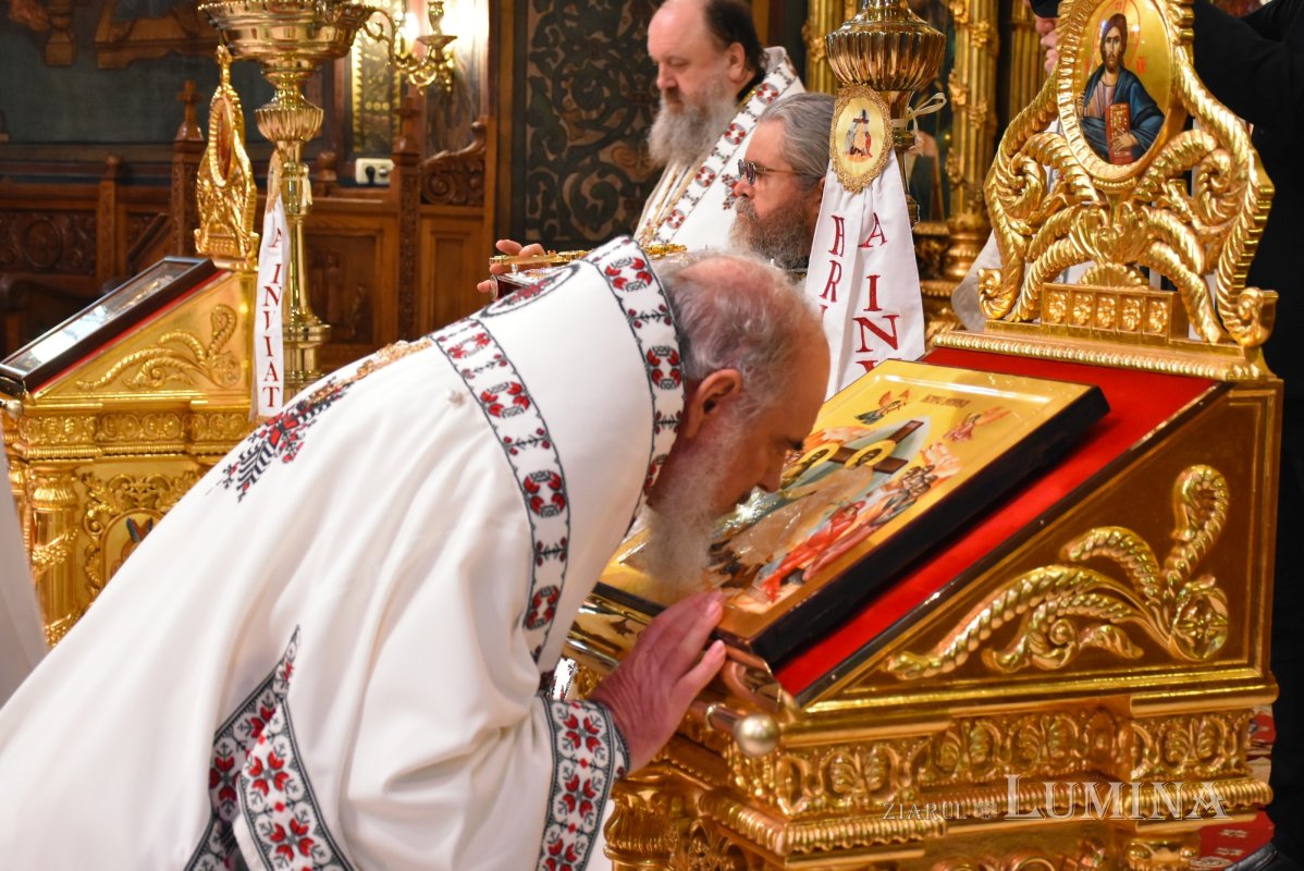 Vecernia misionară din prima zi de Paști la Catedrala Patriarhală 169988