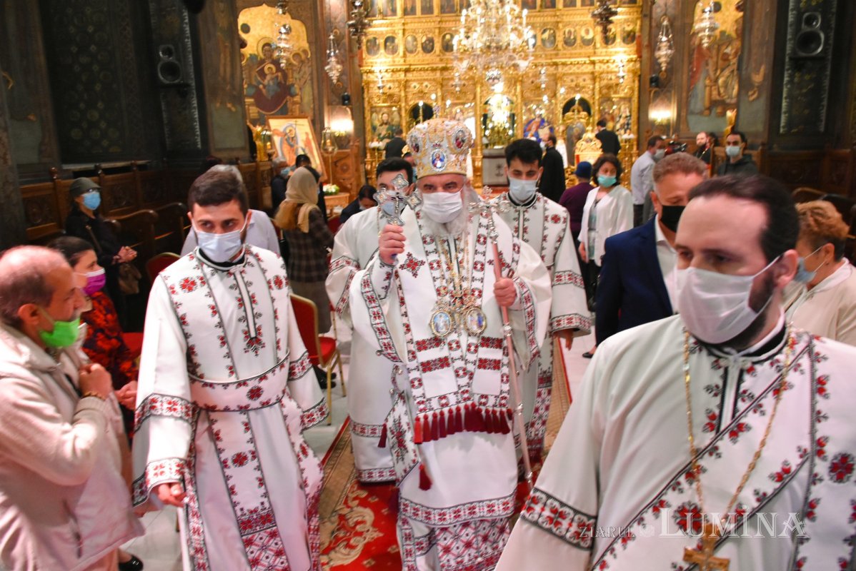 Vecernia misionară din prima zi de Paști la Catedrala Patriarhală 169993