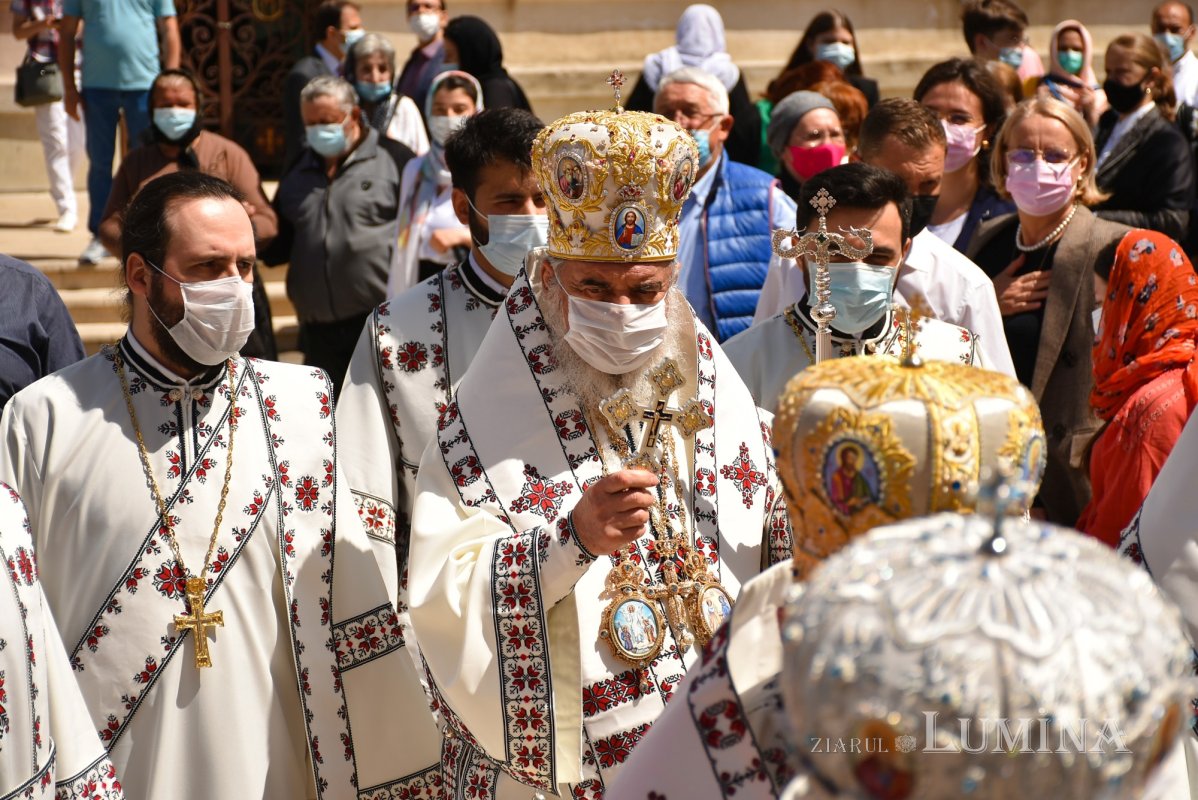 Vecernia misionară din prima zi de Paști la Catedrala Patriarhală 169995