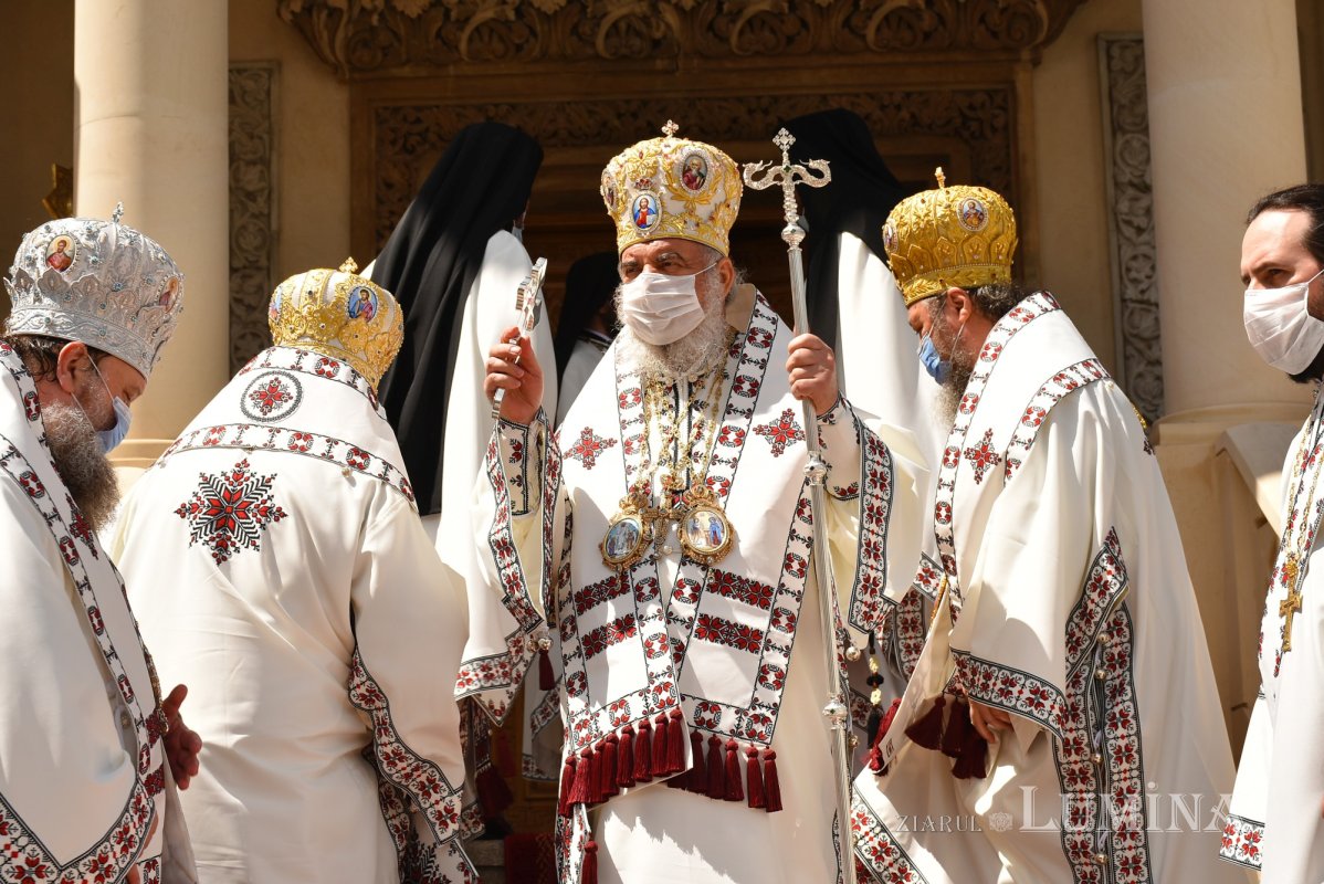 Vecernia misionară din prima zi de Paști la Catedrala Patriarhală 169998