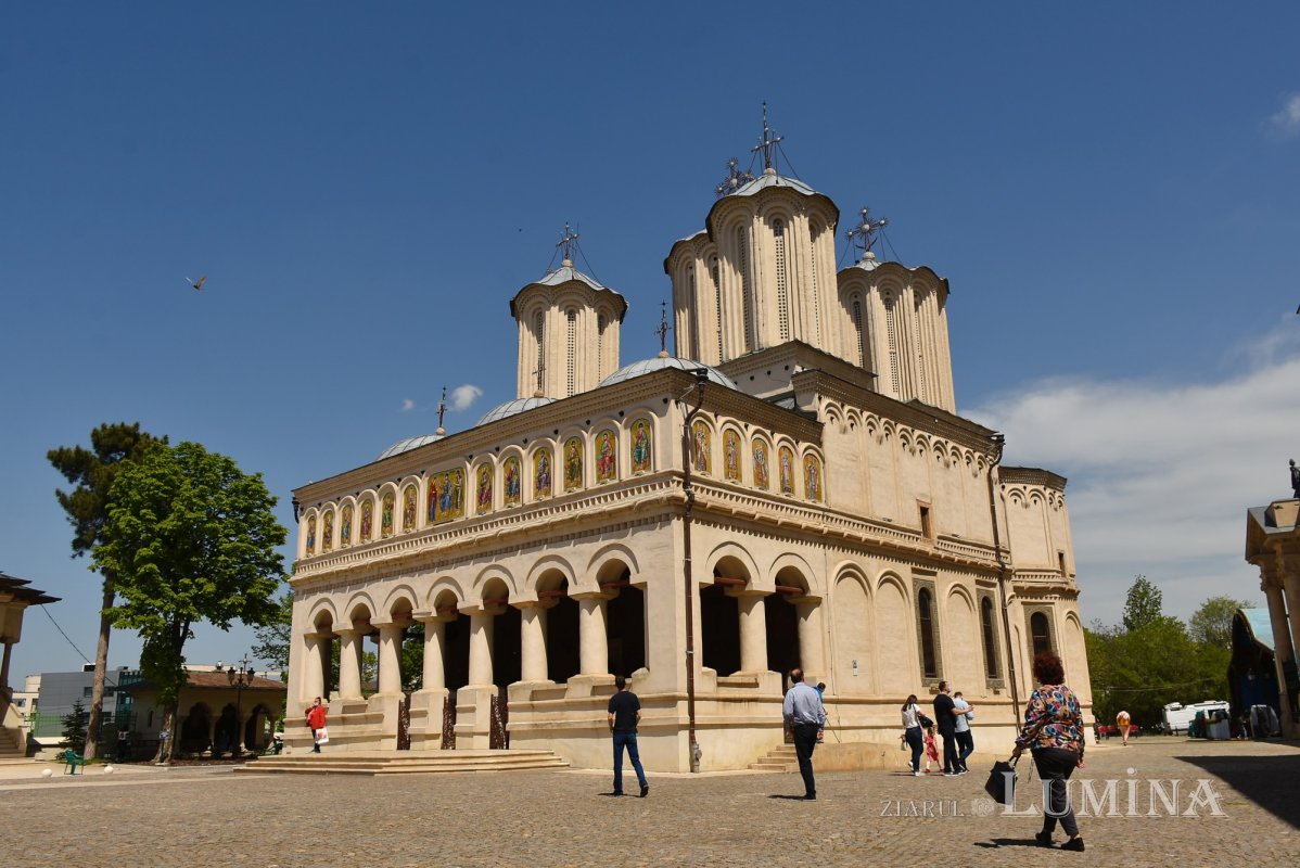 Vecernia misionară din prima zi de Paști la Catedrala Patriarhală 170003
