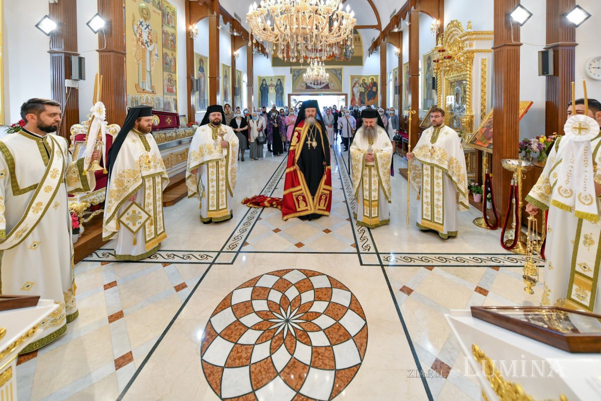 Zi de hram la Paraclisul Catedralei Naționale 170012