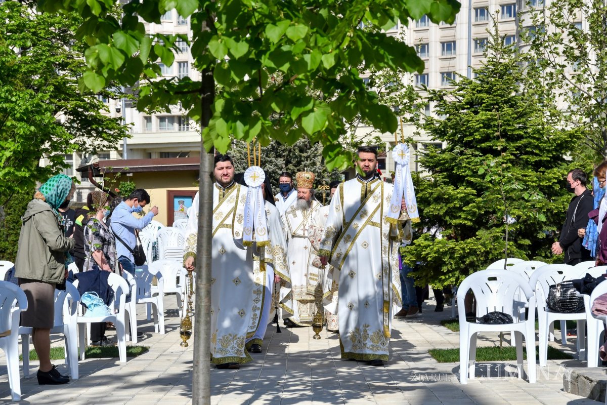 Zi de hram la Paraclisul Catedralei Naționale 170014
