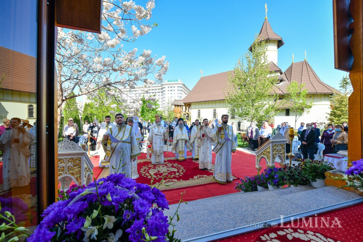 Zi de hram la Paraclisul Catedralei Naționale 170025