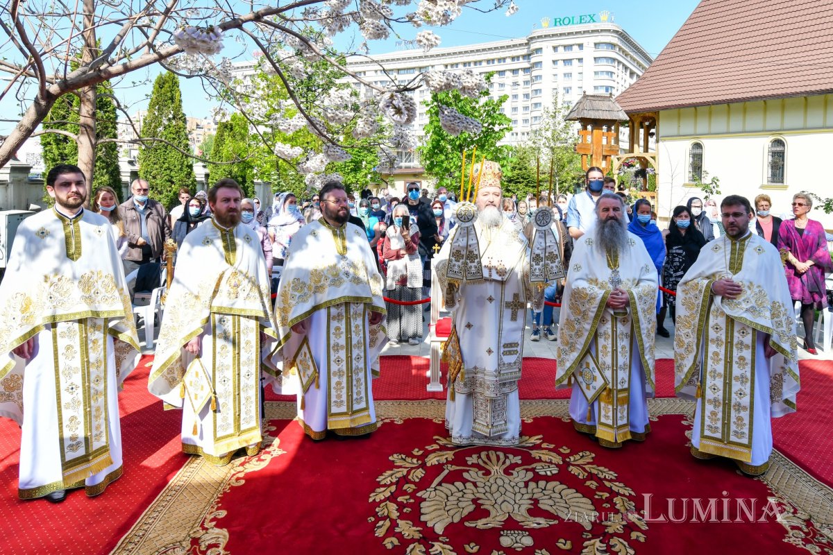 Zi de hram la Paraclisul Catedralei Naționale 170030