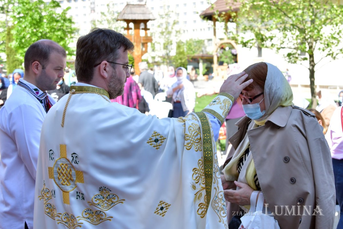 Zi de hram la Paraclisul Catedralei Naționale 170050