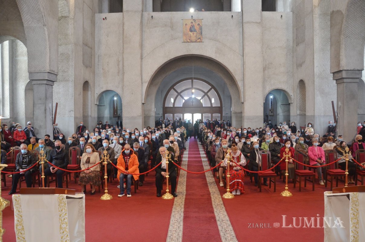 Hramul Catedralei Episcopale din Oradea 170229