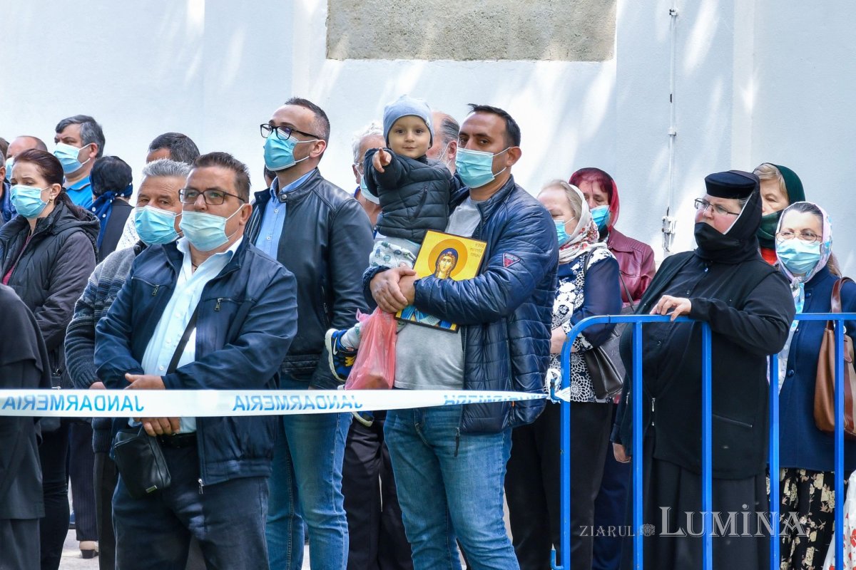 Binecuvântarea Izvorului Tămăduirii la mănăstirea prahoveană Ghighiu 170537