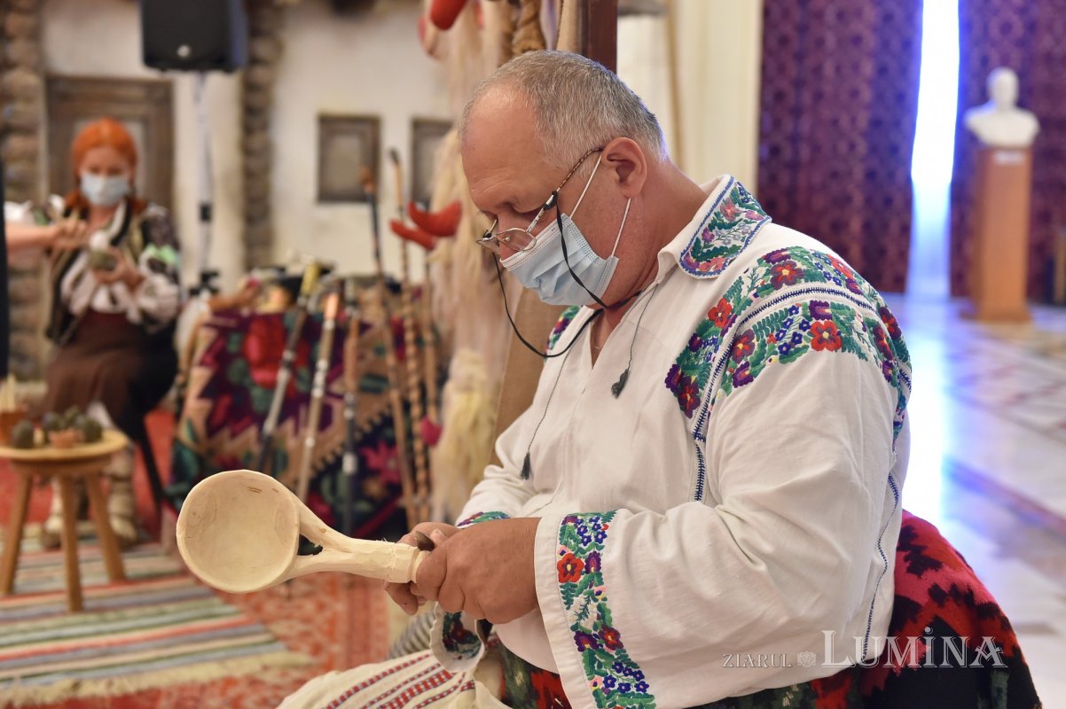 „Peisajul cultural-monahal Vânători-Neamț”, expoziţie  la Palatul Parlamentului 170792