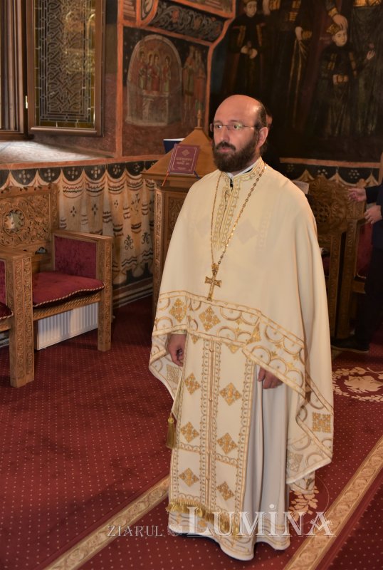 „Femeile Mironosiţe sunt icoane ale tuturor femeilor creştine” 171118