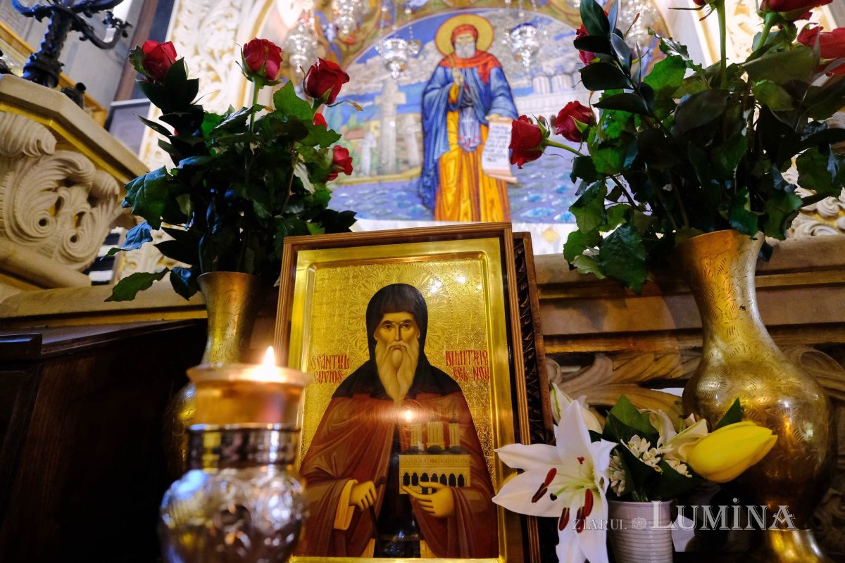 Volum dedicat Sfântului Dimitrie cel Nou,	Ocrotitorul Bucureștilor 171353