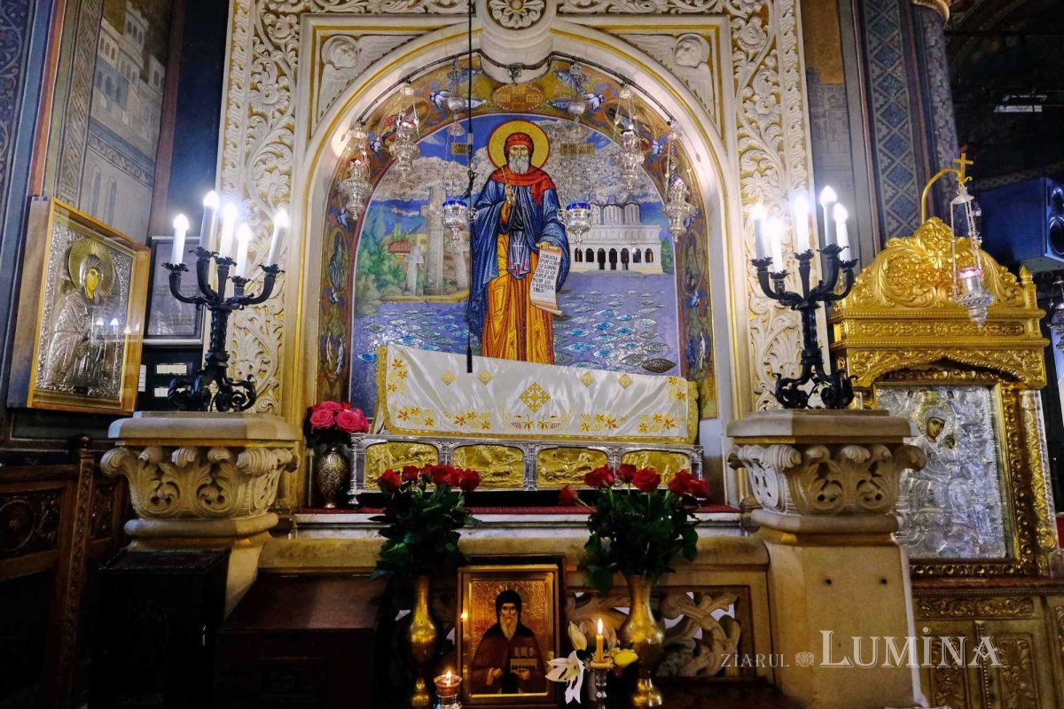 Volum dedicat Sfântului Dimitrie cel Nou,	Ocrotitorul Bucureștilor 171354