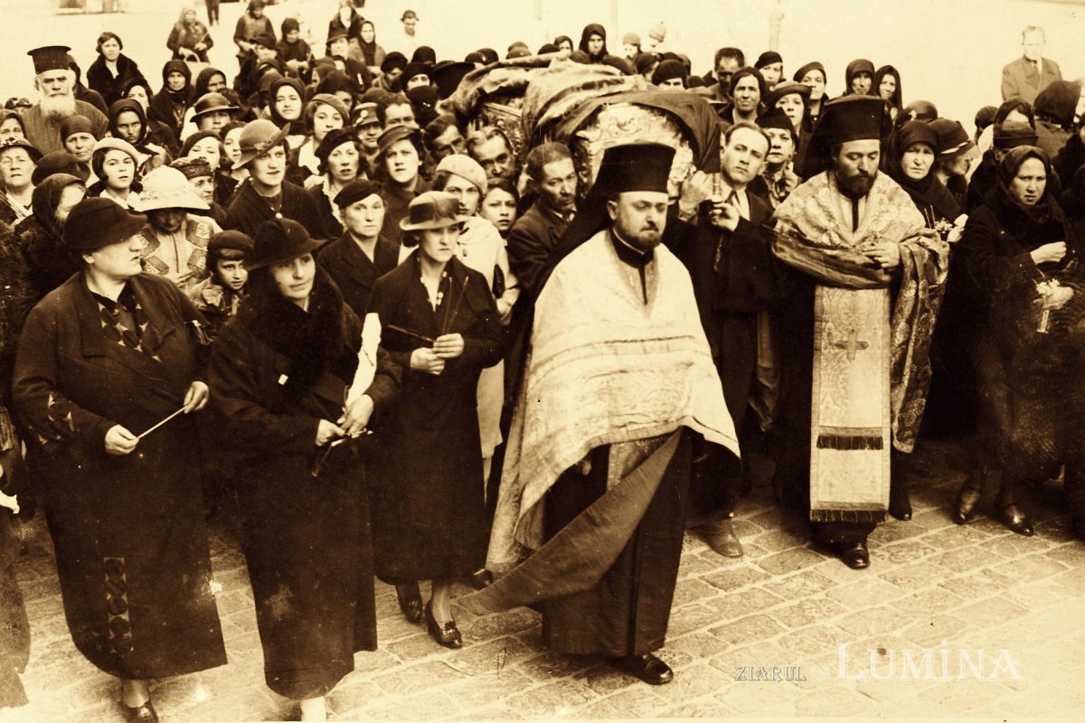 Volum dedicat Sfântului Dimitrie cel Nou,	Ocrotitorul Bucureștilor 171368