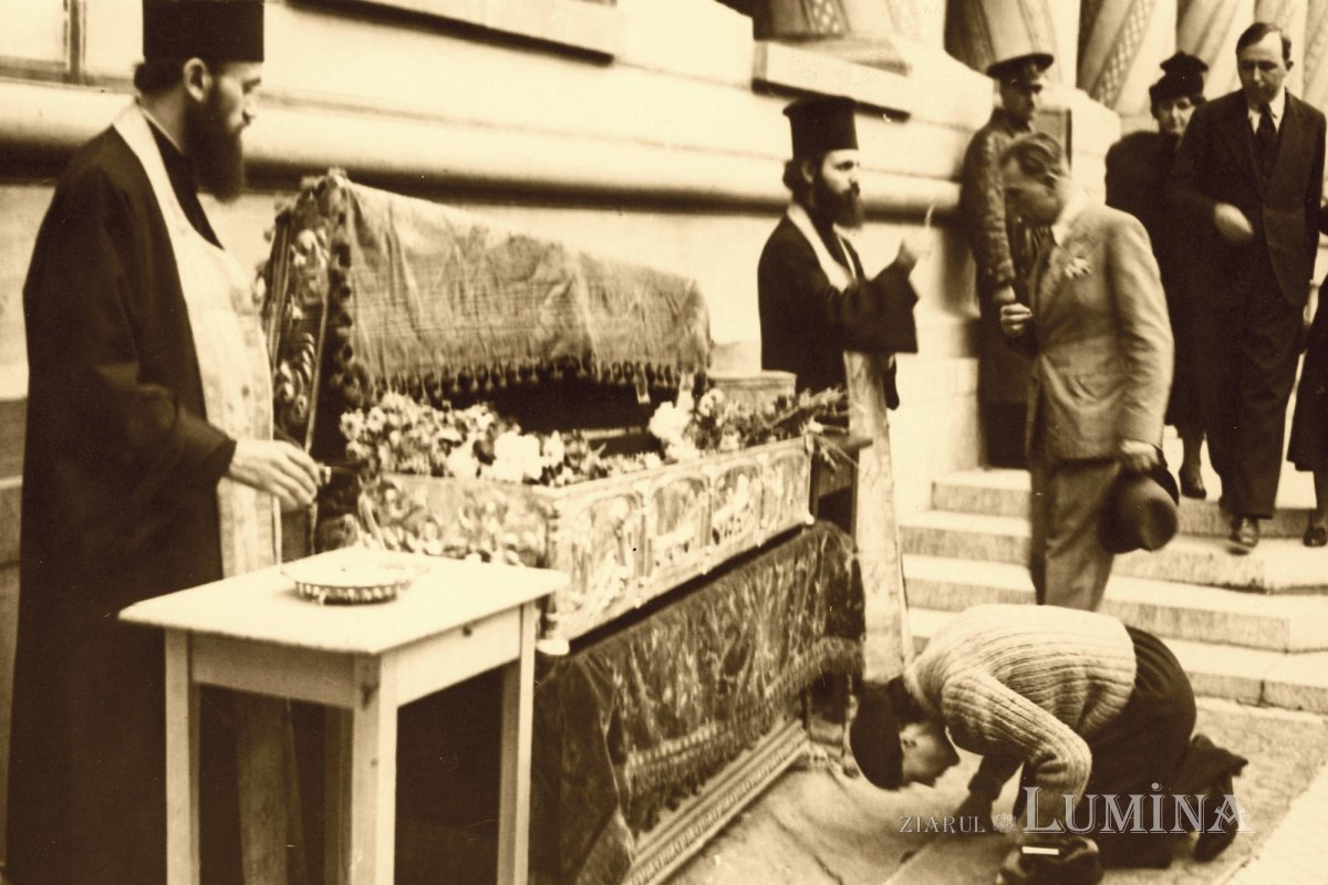 Volum dedicat Sfântului Dimitrie cel Nou,	Ocrotitorul Bucureștilor 171369