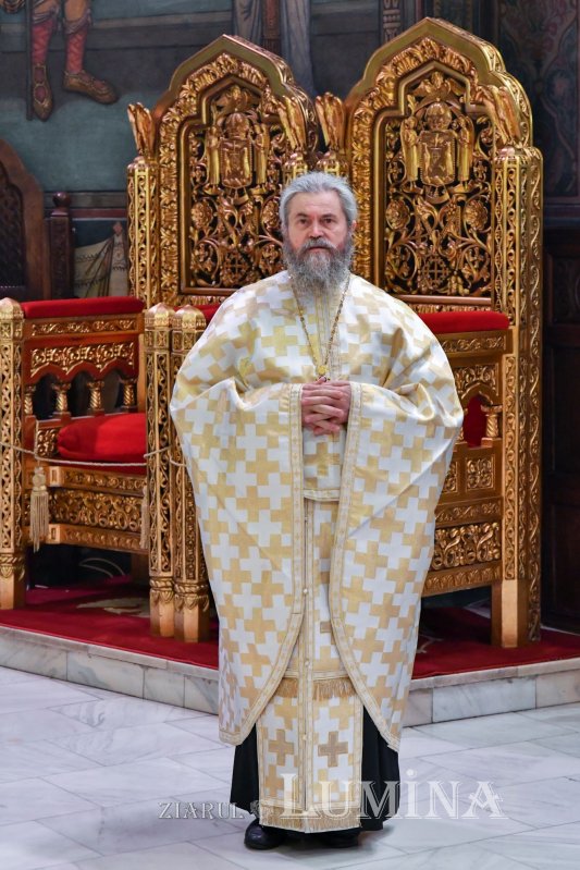 Slujba Privegherii în cinstea Sfinţilor Împăraţi la Catedrala Patriarhală 171567