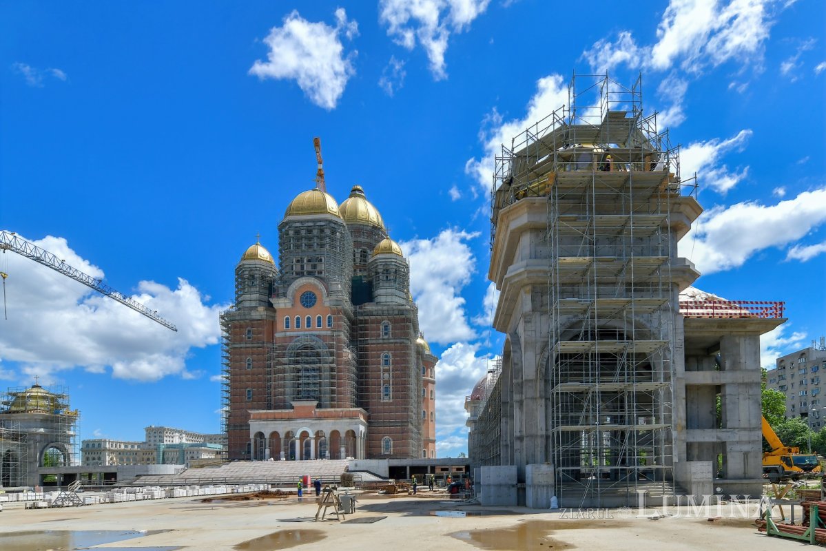 Stadiul lucrărilor pe șantierul Catedralei Naționale la finalul primăverii 171386