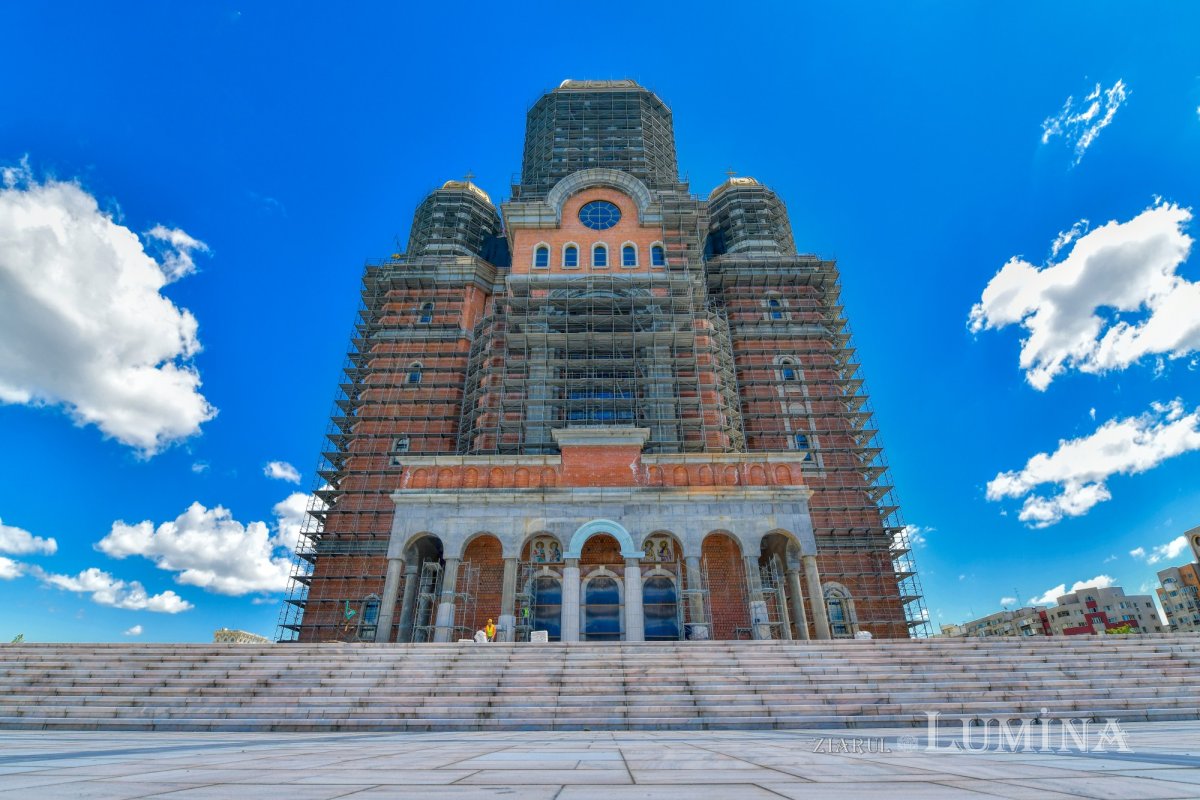 Stadiul lucrărilor pe șantierul Catedralei Naționale la finalul primăverii 171392