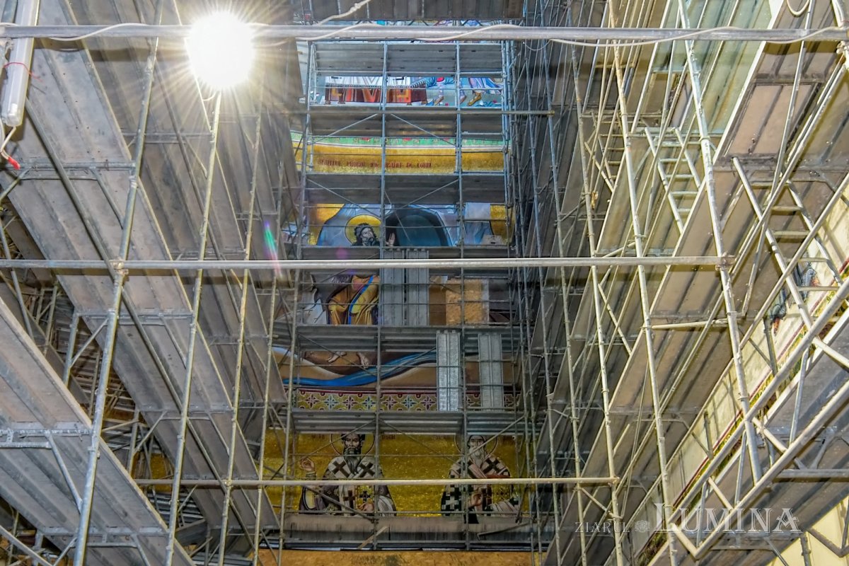 Stadiul lucrărilor pe șantierul Catedralei Naționale la finalul primăverii 171410