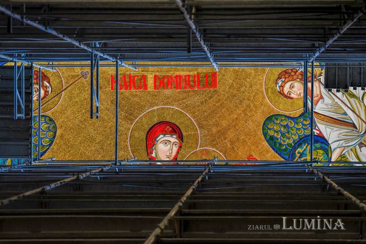 Stadiul lucrărilor pe șantierul Catedralei Naționale la finalul primăverii 171415