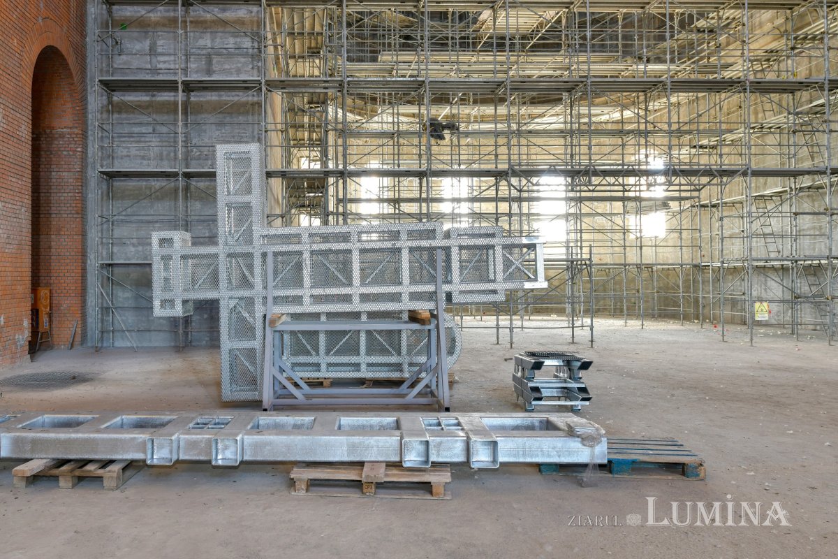 Stadiul lucrărilor pe șantierul Catedralei Naționale la finalul primăverii 171420