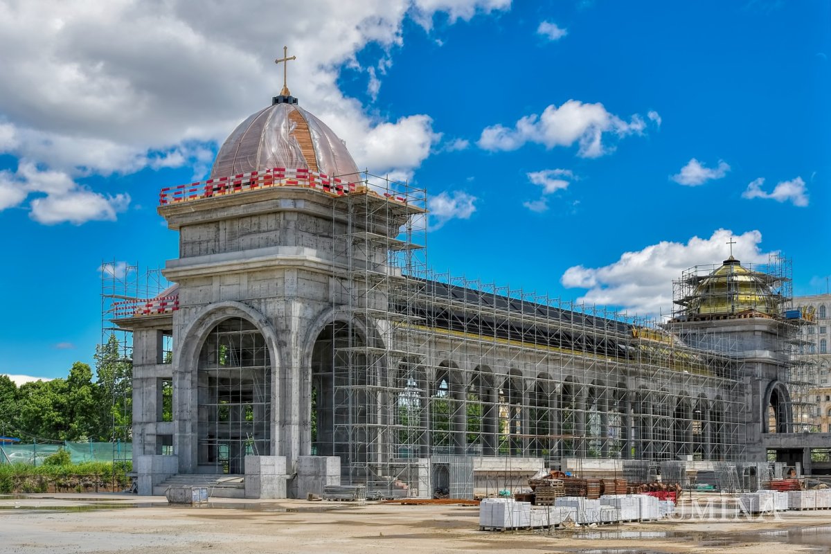 Stadiul lucrărilor pe șantierul Catedralei Naționale la finalul primăverii 171426