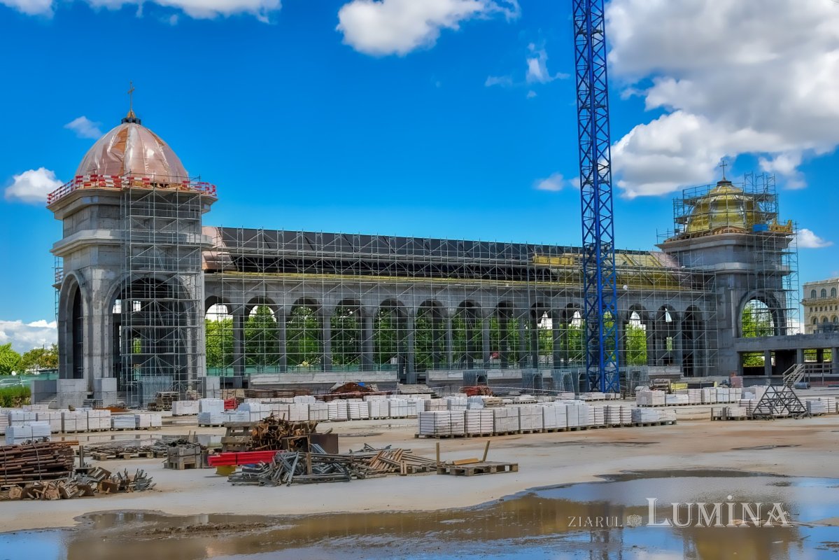 Stadiul lucrărilor pe șantierul Catedralei Naționale la finalul primăverii 171429