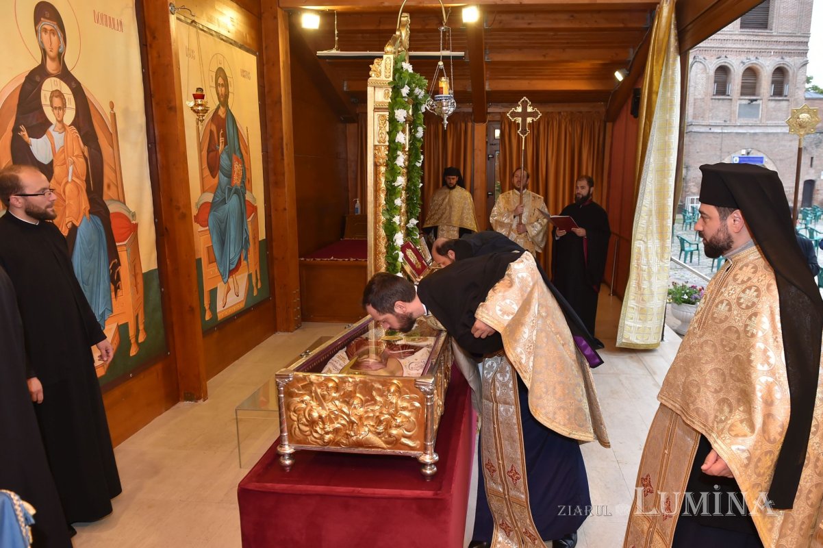 Hramul istoric al Catedralei Patriarhale din București 171639