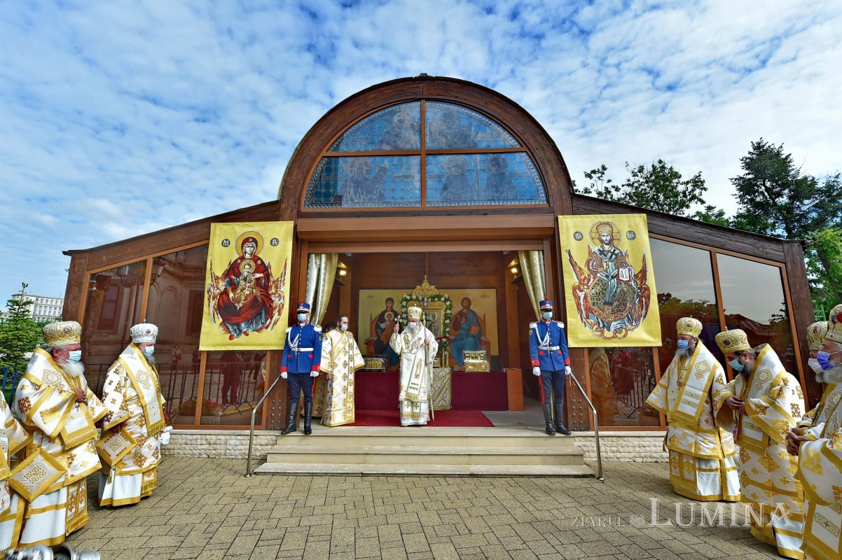Hramul istoric al Catedralei Patriarhale din București 171653