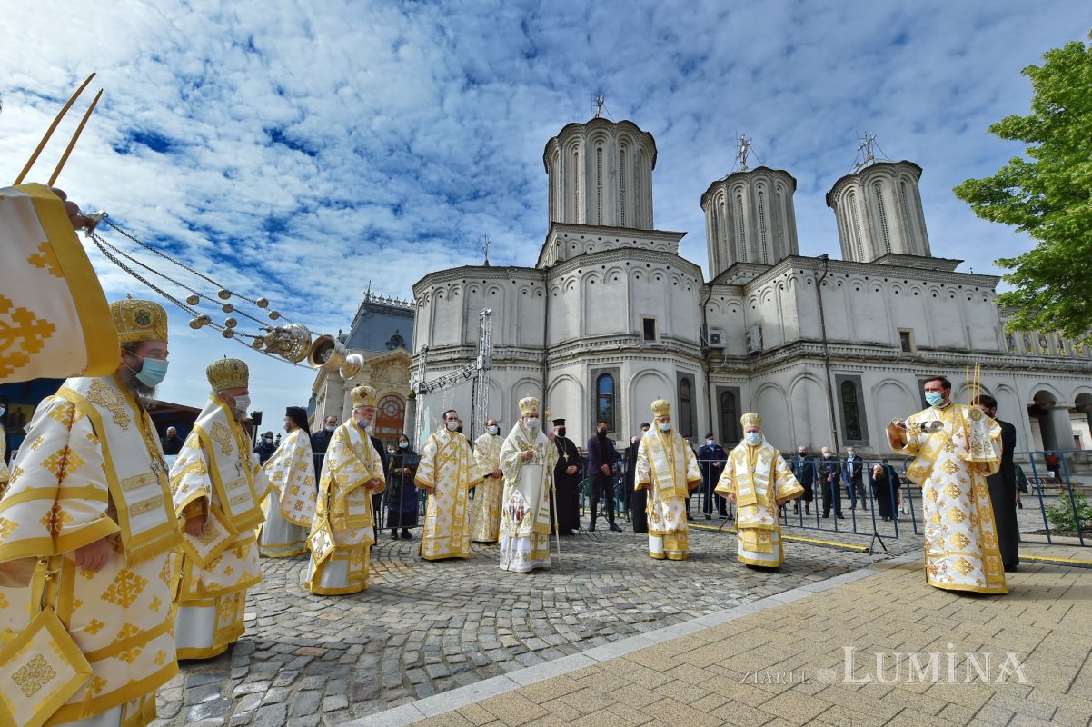 Hramul istoric al Catedralei Patriarhale din București 171654