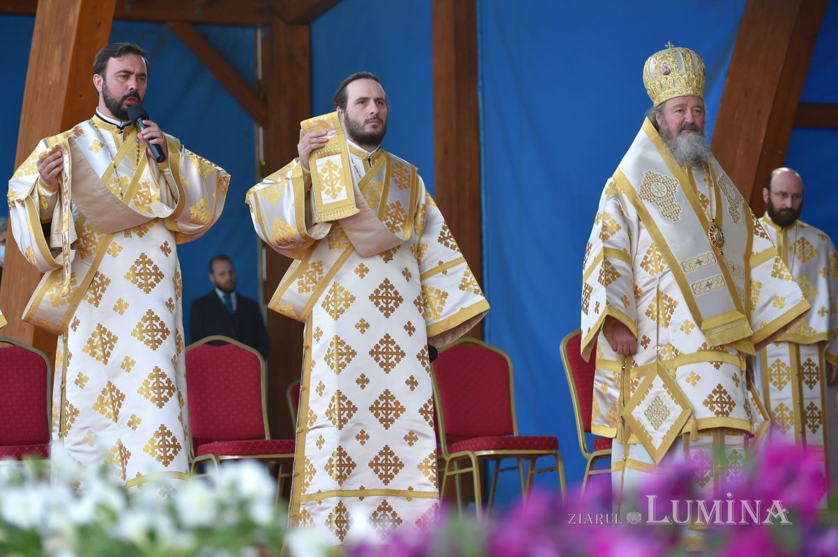 Hramul istoric al Catedralei Patriarhale din București 171666