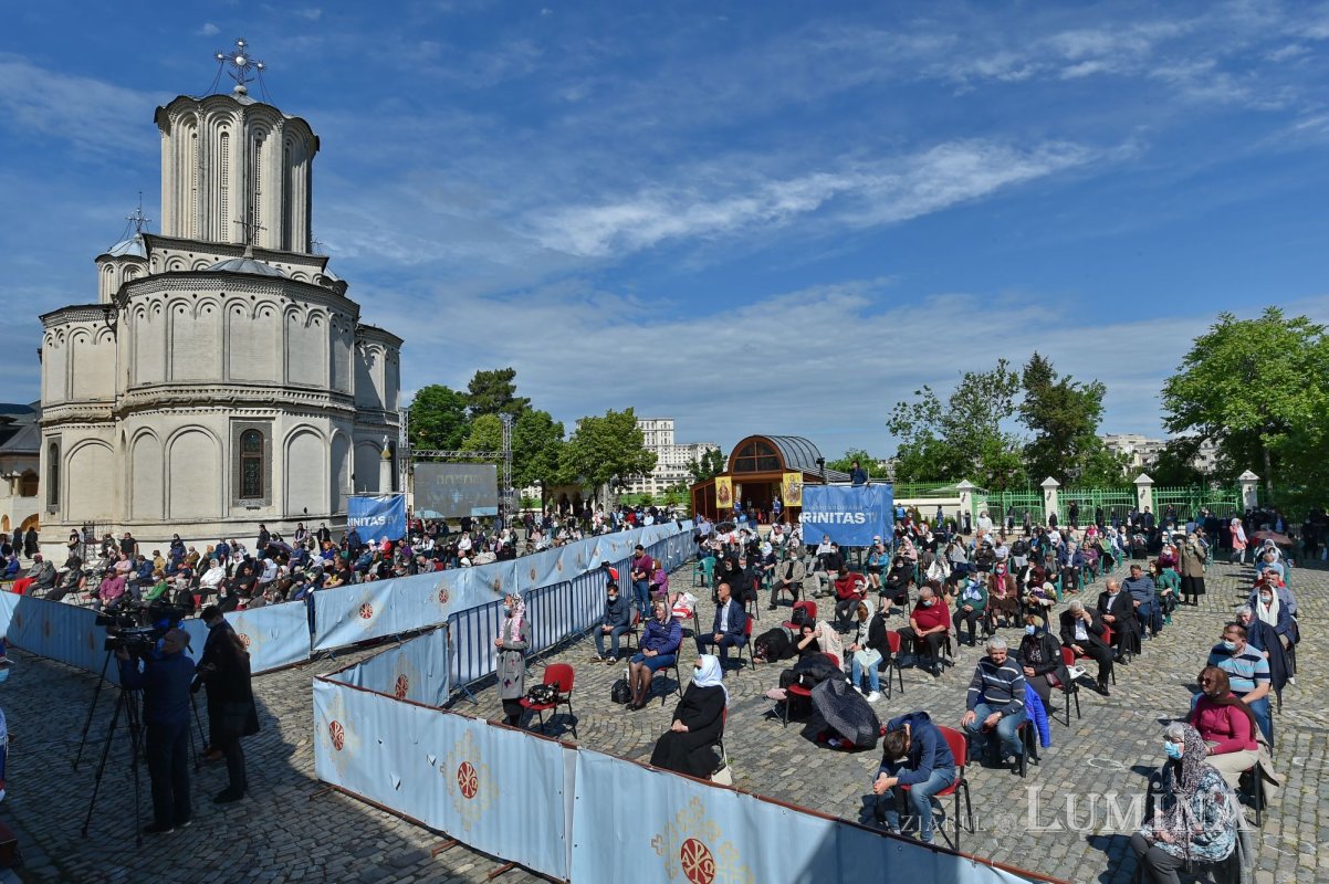 Hramul istoric al Catedralei Patriarhale din București 171684