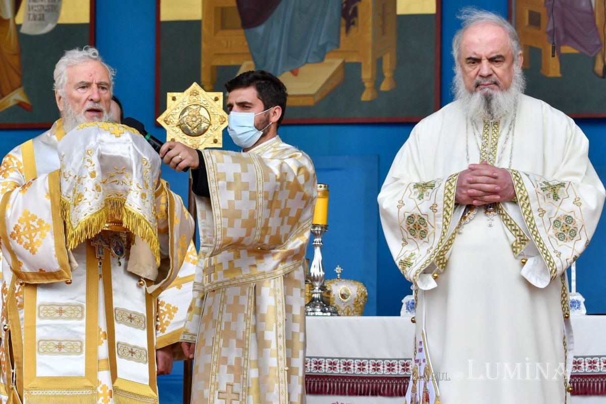 Hramul istoric al Catedralei Patriarhale din București 171712