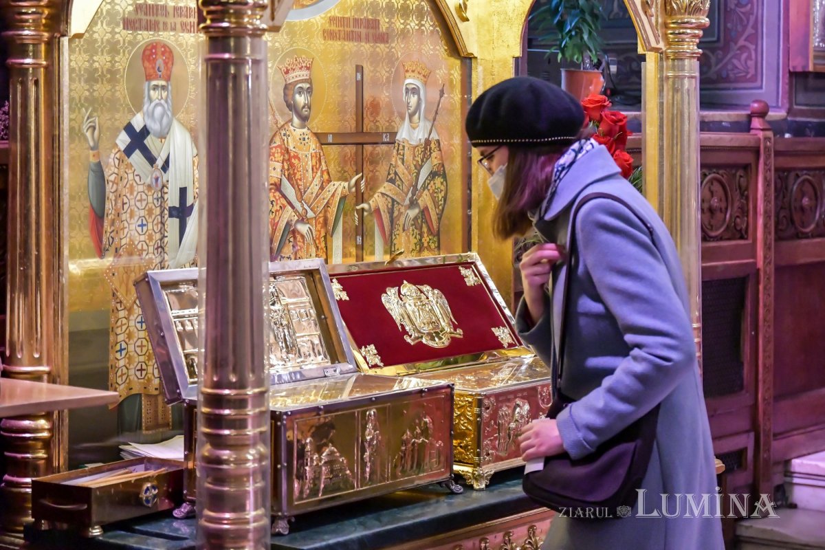 Prilej de amintire a ctitorilor, slujitorilor şi pelerinilor Catedralei Patriarhale 171529