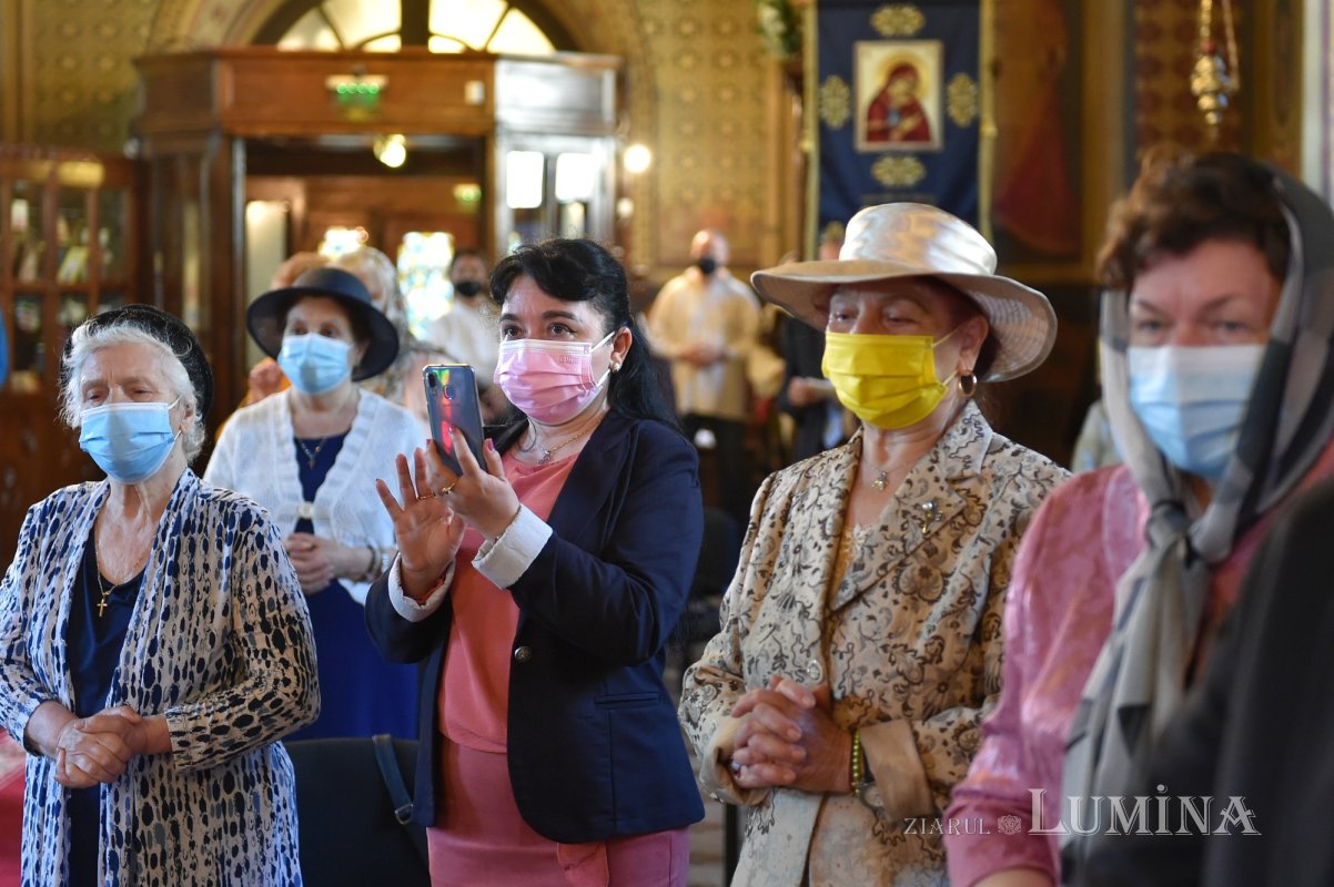 A fost sfințită pictura bisericii Parohiei Cărămidarii de Jos 171767