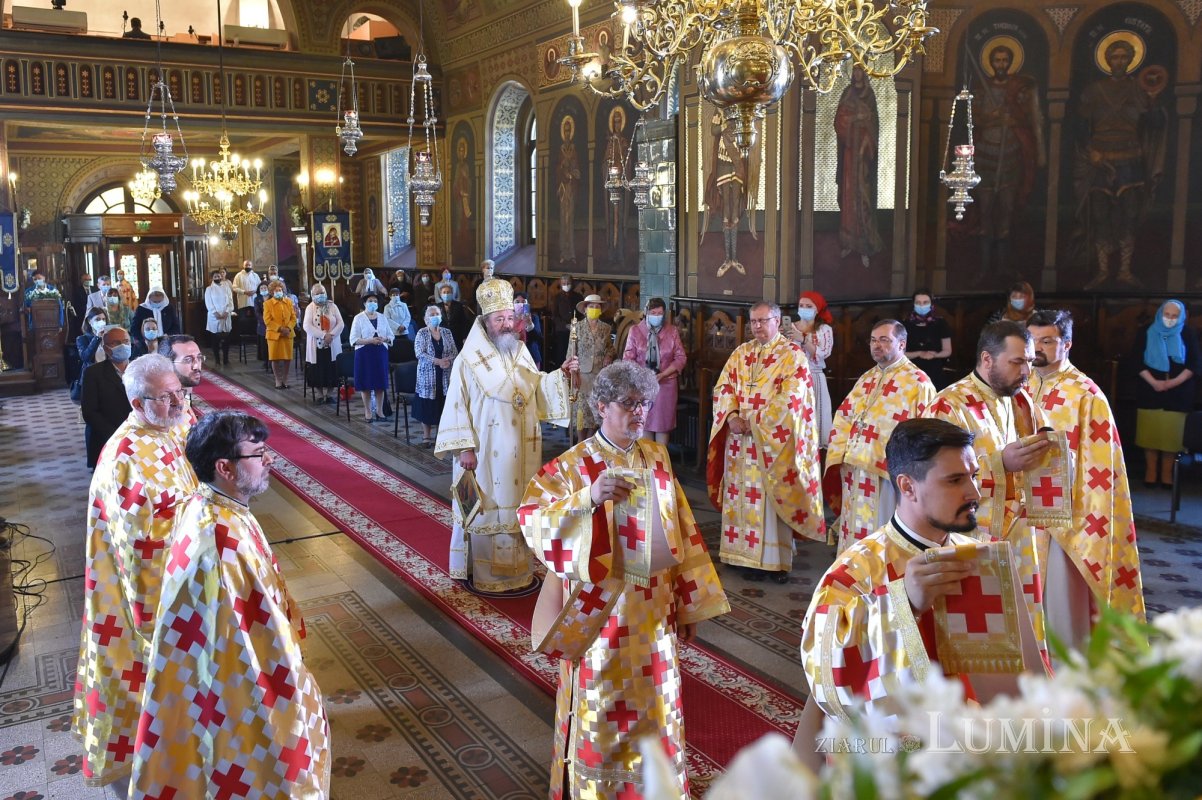 A fost sfințită pictura bisericii Parohiei Cărămidarii de Jos 171773