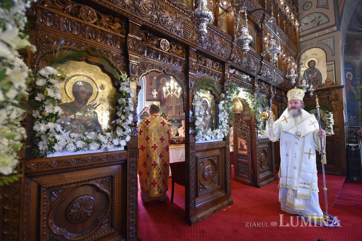 A fost sfințită pictura bisericii Parohiei Cărămidarii de Jos 171775