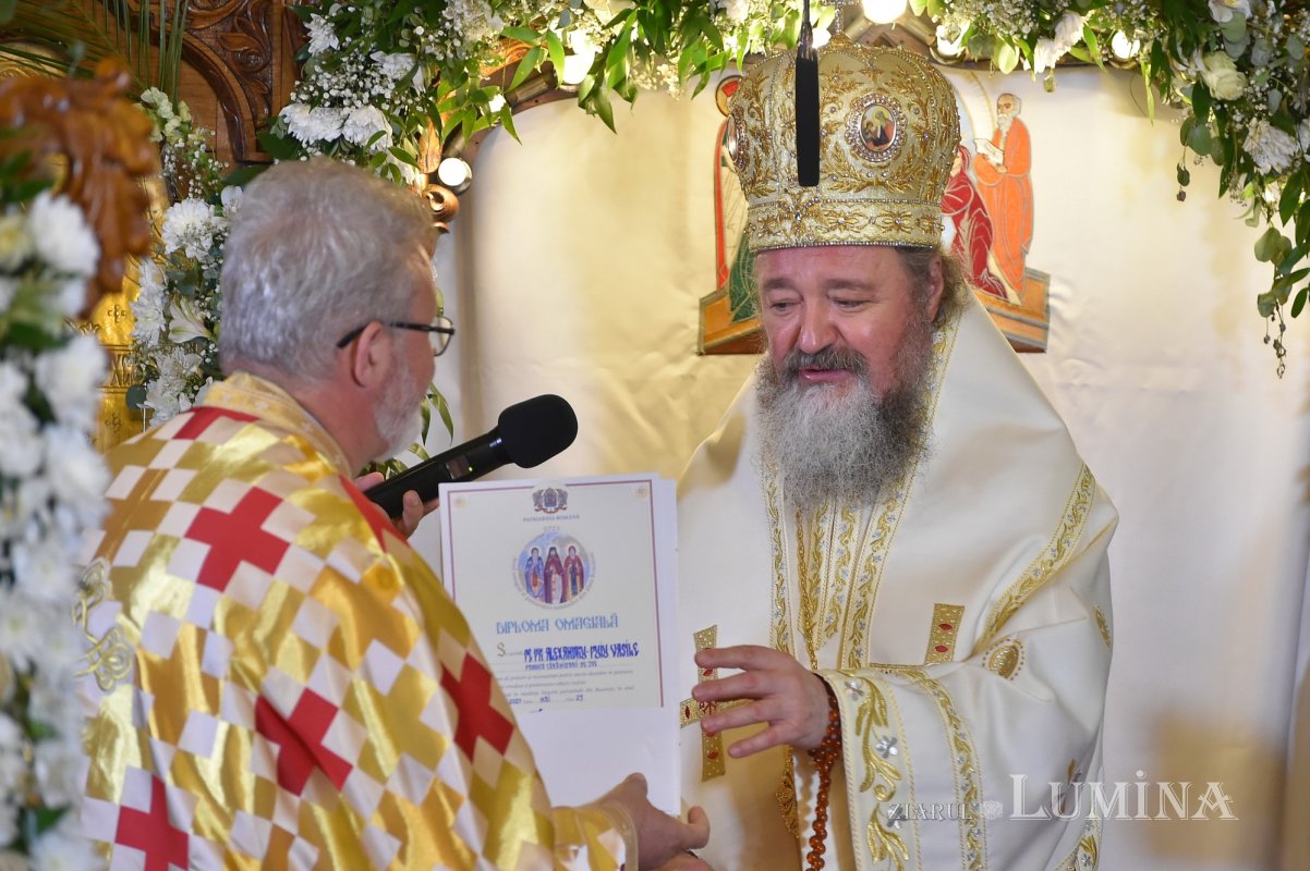 A fost sfințită pictura bisericii Parohiei Cărămidarii de Jos 171796