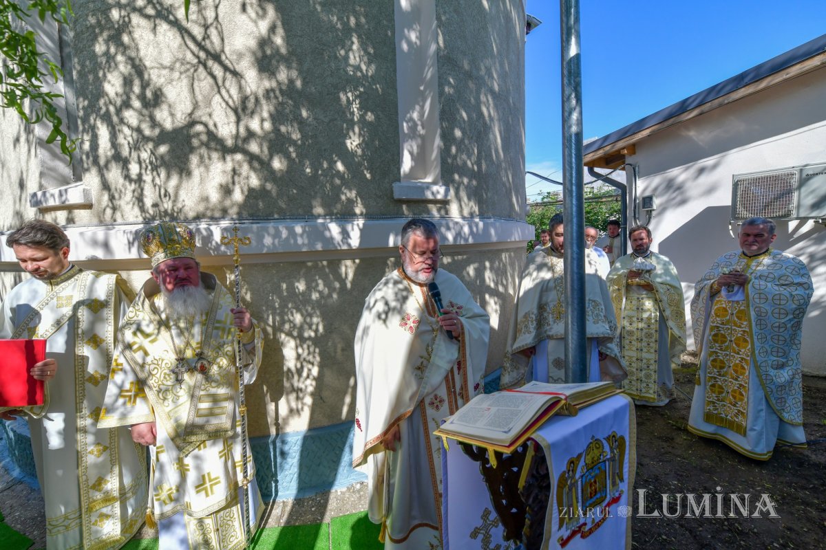 Veşmânt nou de har pentru Biserica Bumbăcari din Capitală 171818