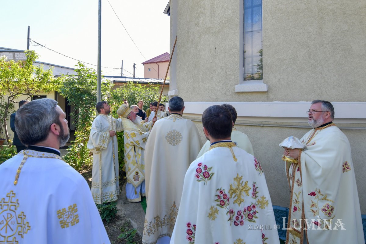 Veşmânt nou de har pentru Biserica Bumbăcari din Capitală 171822