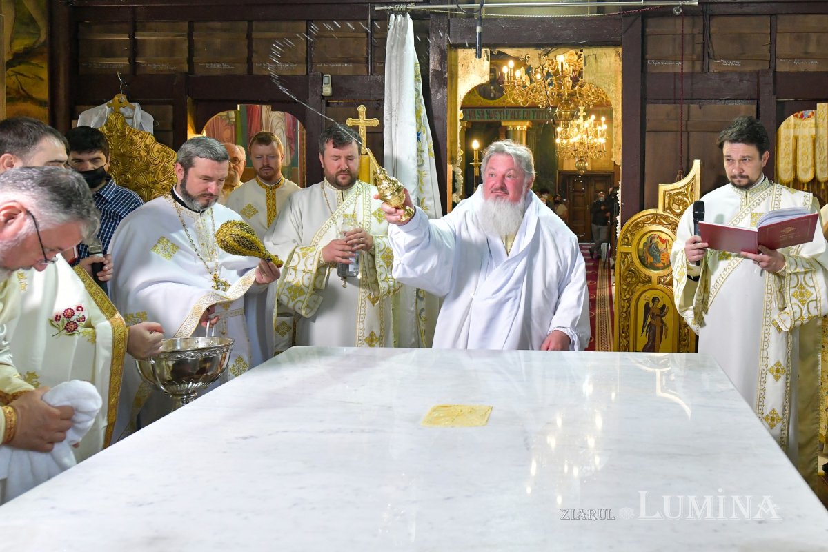 Veşmânt nou de har pentru Biserica Bumbăcari din Capitală 171829